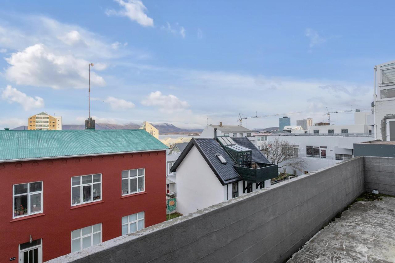 Penthouse Apt On The Shopping Street-Free Parking 雷克雅維克 外观 照片